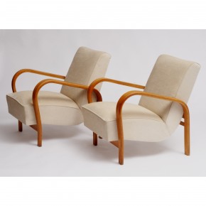 pair of chairs halabala HF11