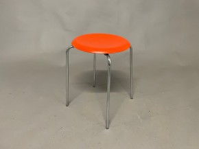 Arne Jacobsen stool
